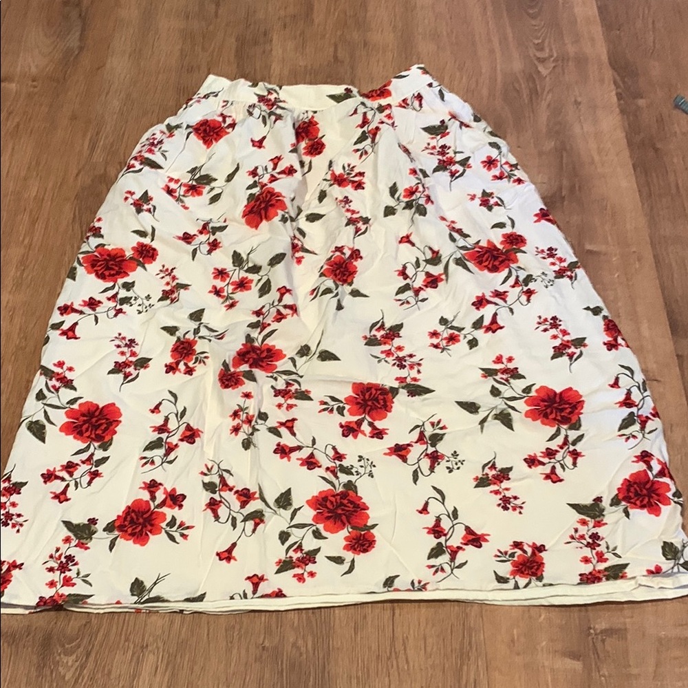 Old Navy Floral Print Women's Skirt
